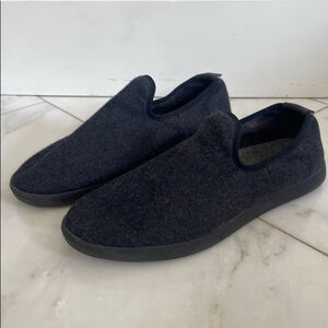 Allbirds, Men’s 11, The Wool Lounger, dark gray slip-on shoe excellent condition